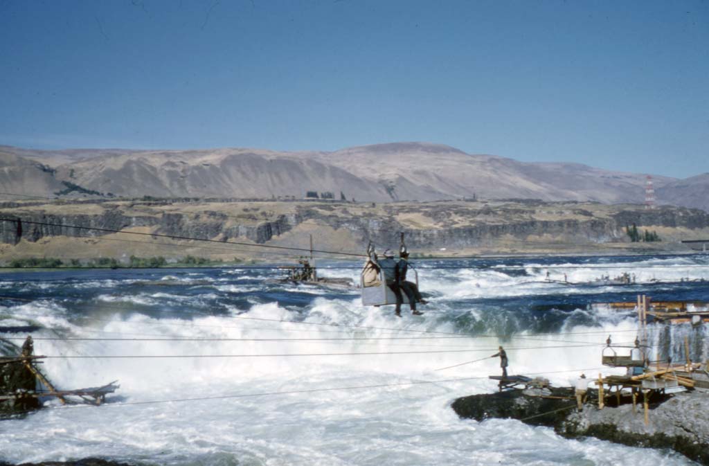Celilo Falls disappears in hours after The Dalles Dam floodgates